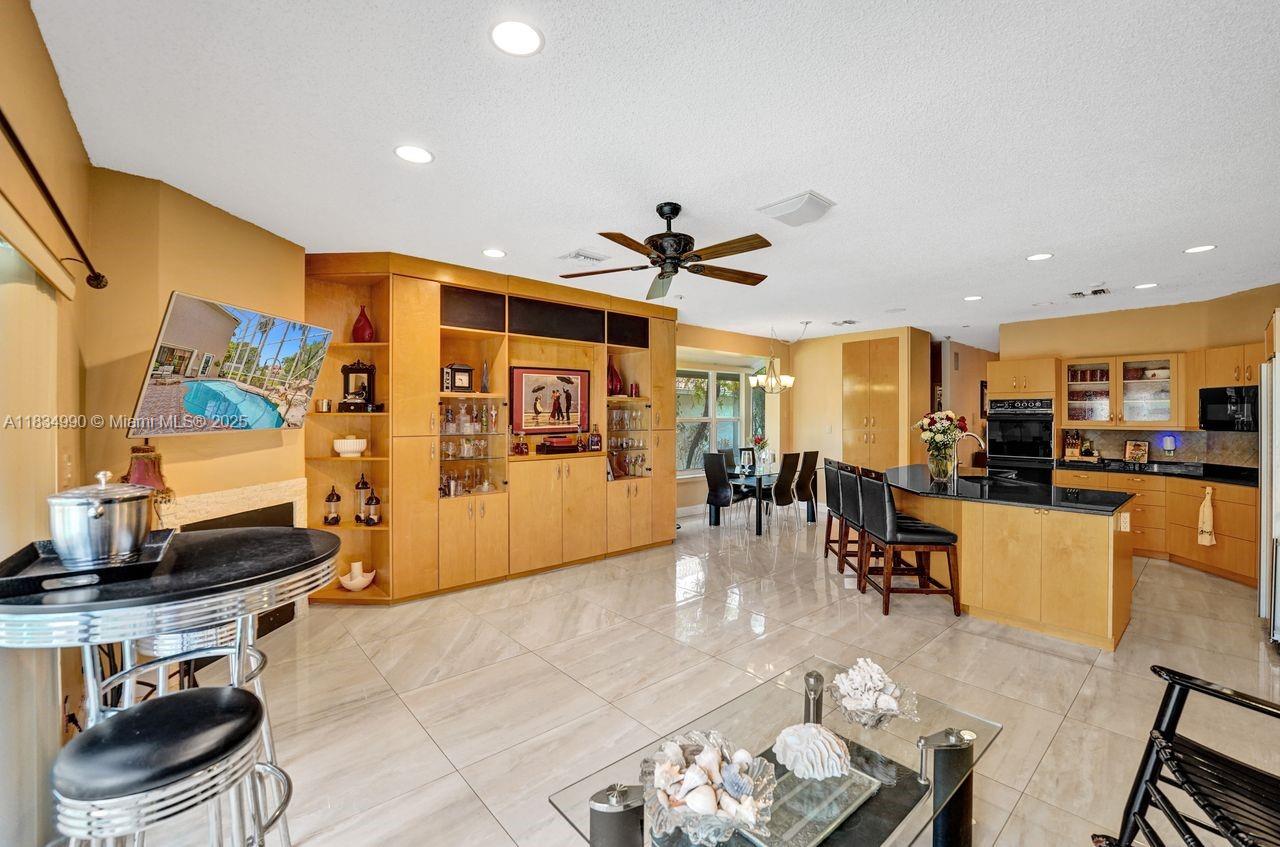 9940 SW 4th St, Plantation, Florida image 32