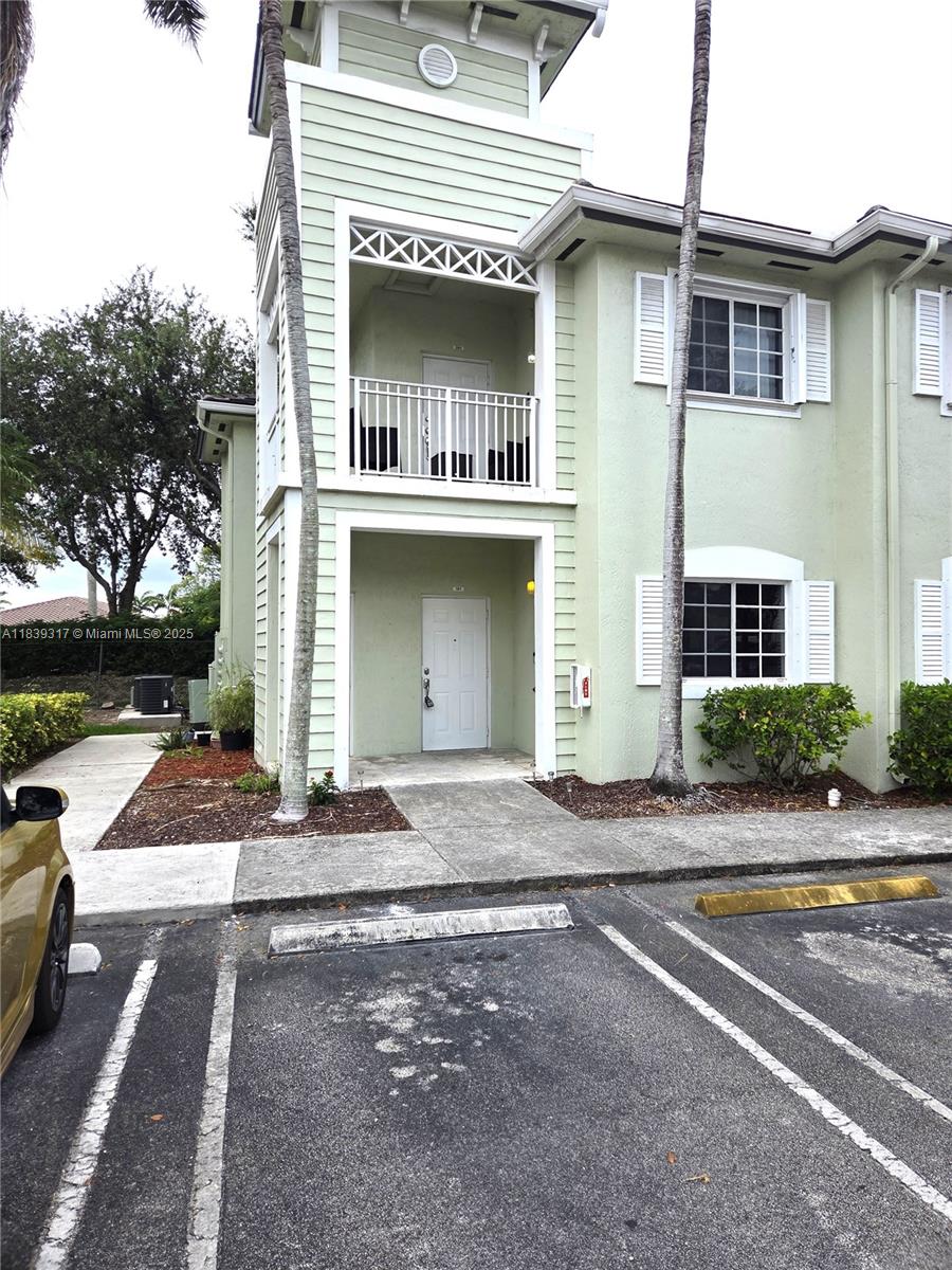 Newly remodeled 3/2 corner unit on the 1st floor in the gated community of Caribbean Isles. This split-floor plan features a spacious kitchen with new stainless-steel appliances, custom blinds, reglazed bathtubs, laminate wood flooring and textured walls and ceilings throughout. Includes in-unit full-size washer & dryer, new A/C, and generous closet space for ample storage as well as an exterior storage closet.

Enjoy resort-style amenities: clubhouse with Wi-Fi, oversized pool, hot tub, gym, billiards, playground, and weekly resident events. Conveniently located near the Turnpike, Baptist Hospital, grocery stores, dining, and shopping. Plenty of guest parking.