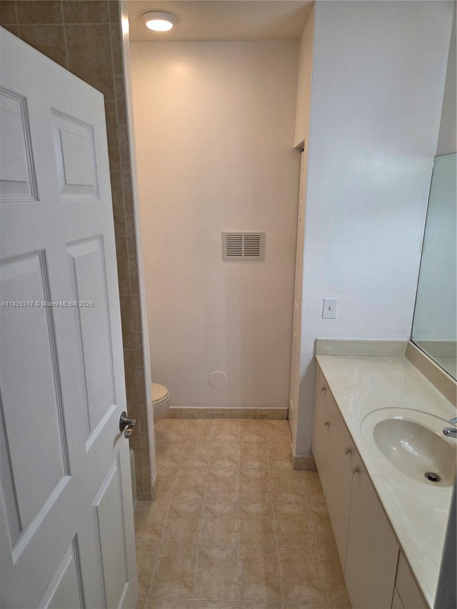 2630 NE 3rd Dr #101, Homestead, Florida image 16