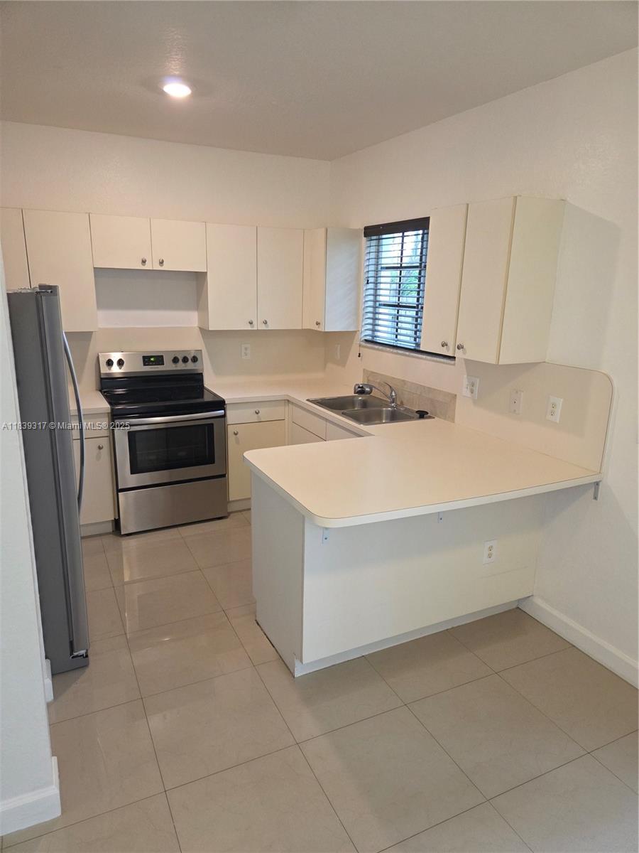 2630 NE 3rd Dr #101, Homestead, Florida image 4