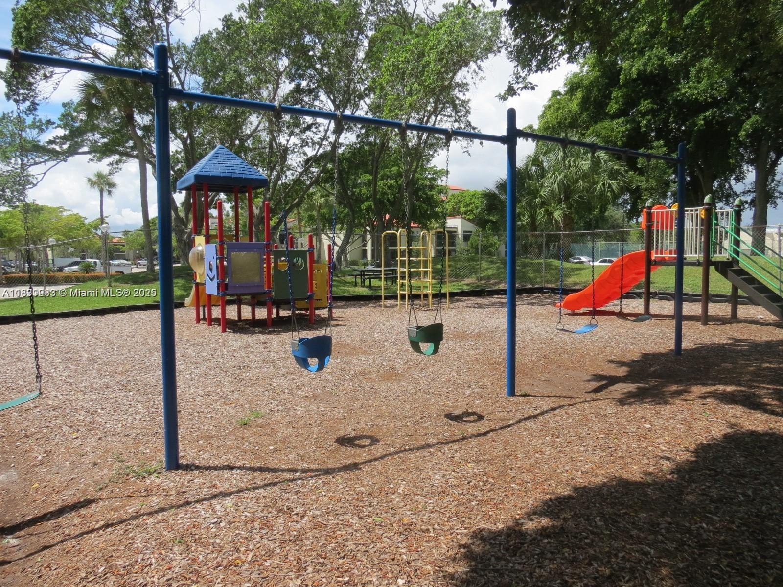 2309 S Cypress Bend Dr #311D, Pompano Beach, Florida image 38
