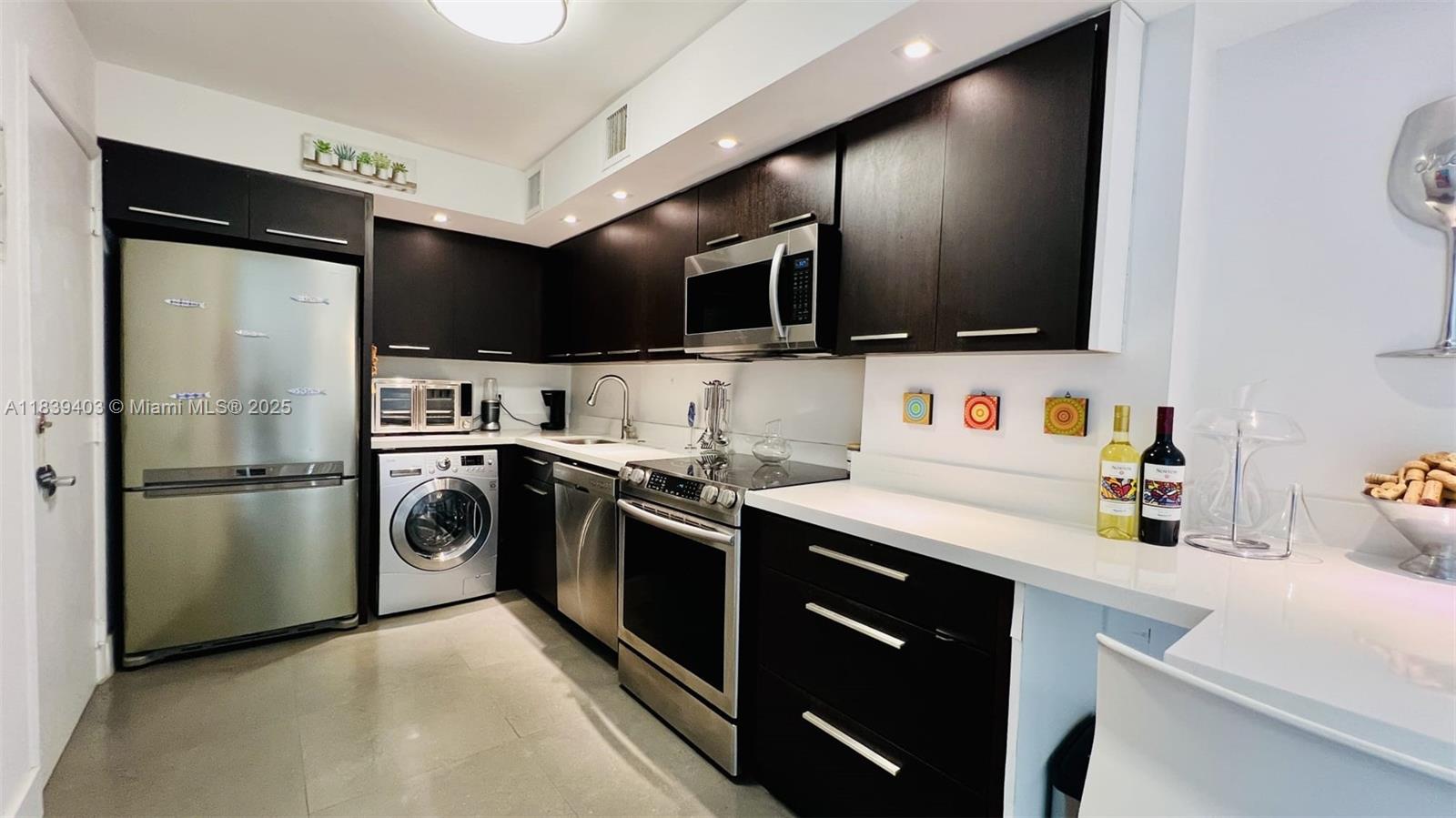Property photo # 8