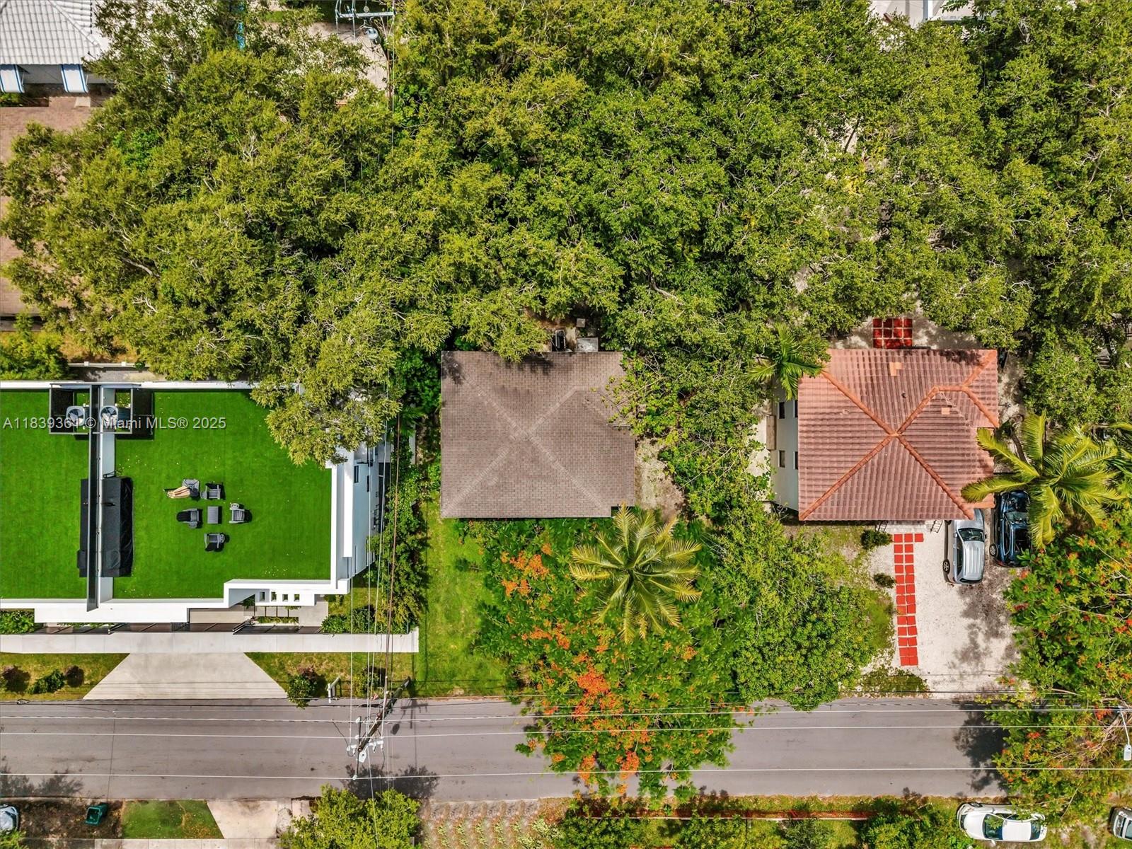 3210 E Elizabeth St, Miami, Florida image 1