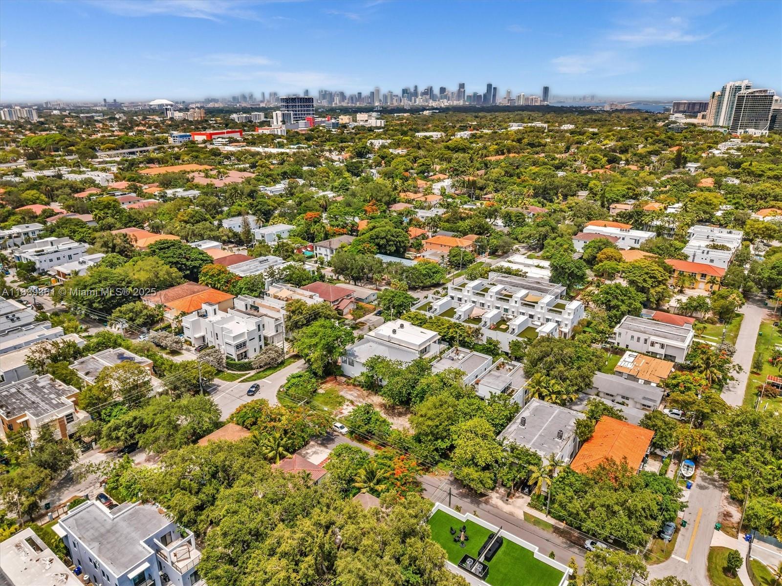 3210 E Elizabeth St, Miami, Florida image 38