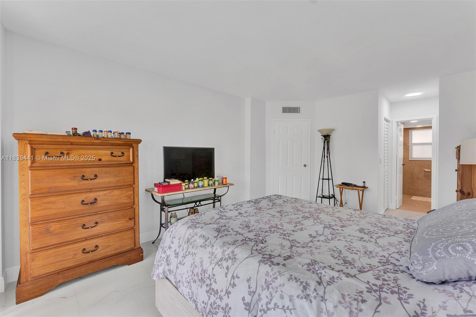 3661 Via Poinciana #206, Lake Worth, Florida image 20