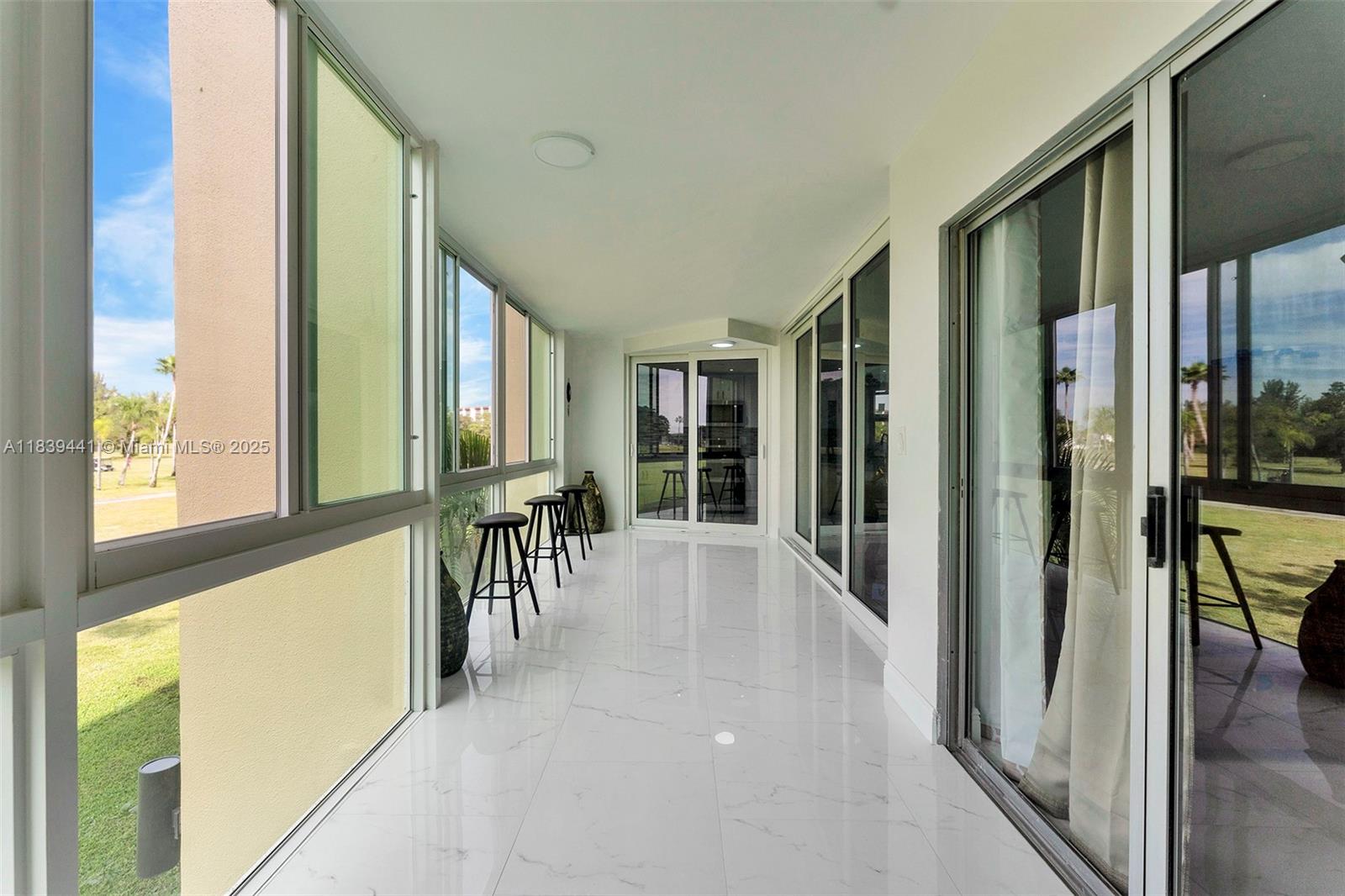 3661 Via Poinciana #206, Lake Worth, Florida image 9