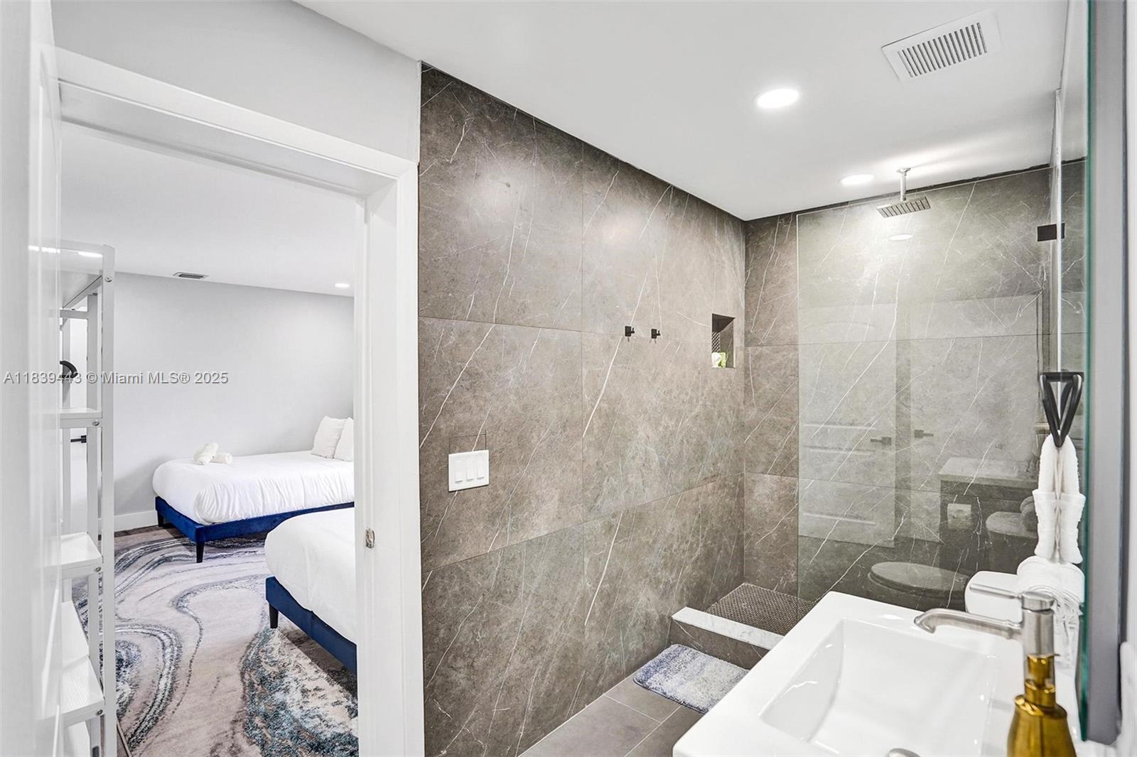 614 SE 12th Ave, Deerfield Beach, Florida image 29