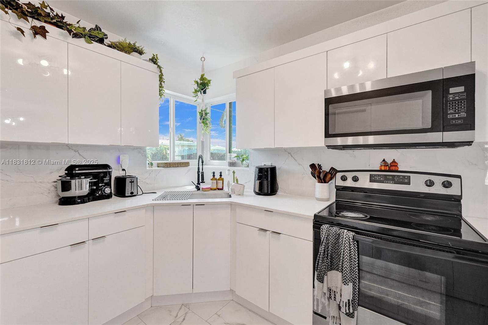 510 SW 29th Ave, Fort Lauderdale, Florida image 35