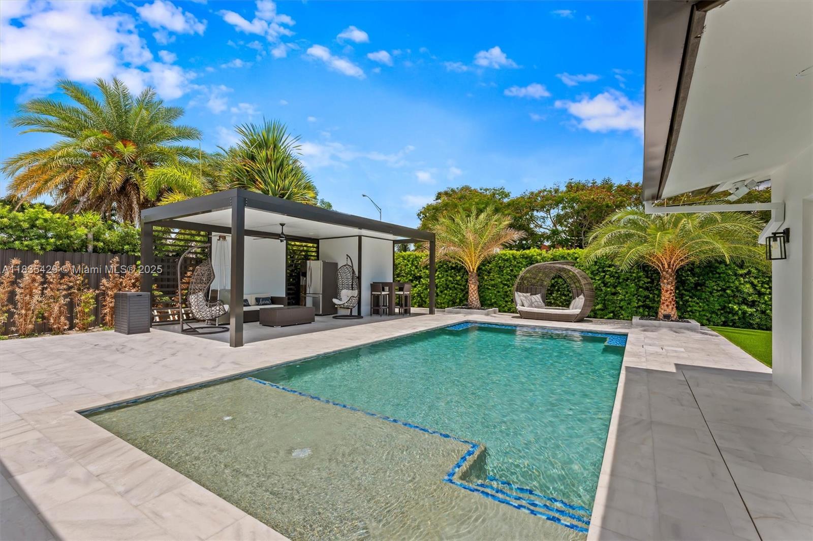 8115 NW 185th Ter, Hialeah, Florida image 29