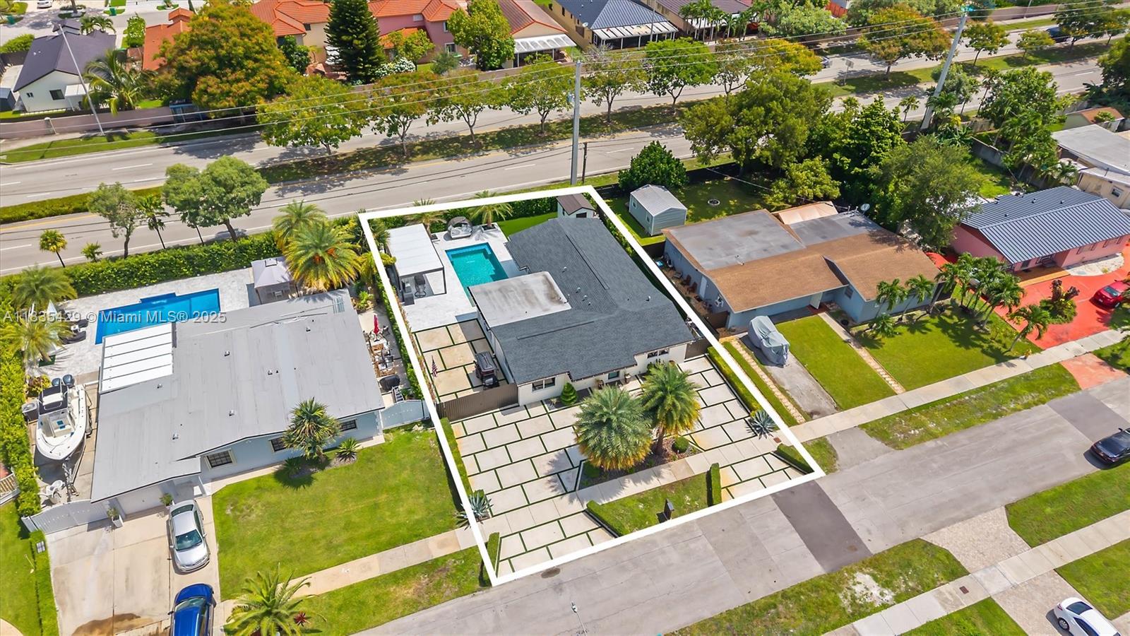 8115 NW 185th Ter, Hialeah, Florida image 50