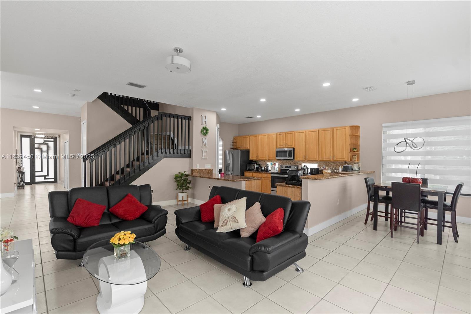 554 NE 20th Ave, Homestead, Florida image 5