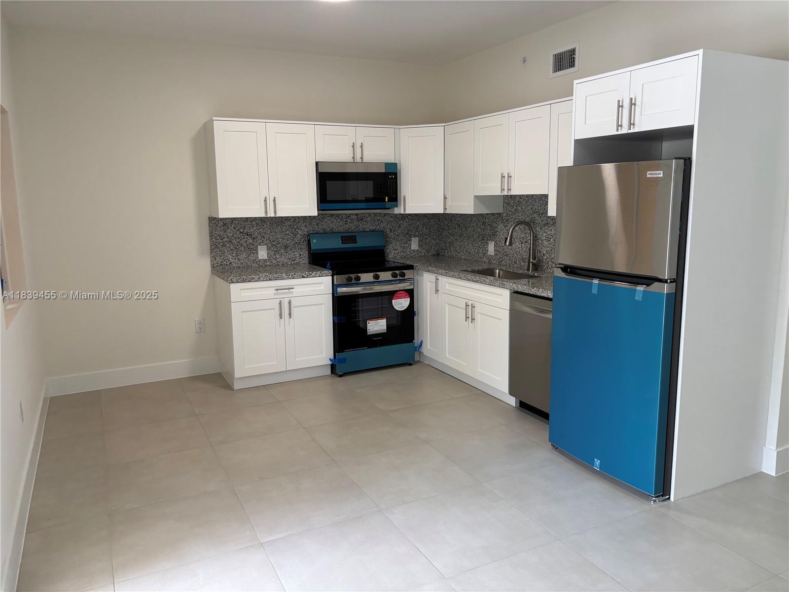 Property photo # 8