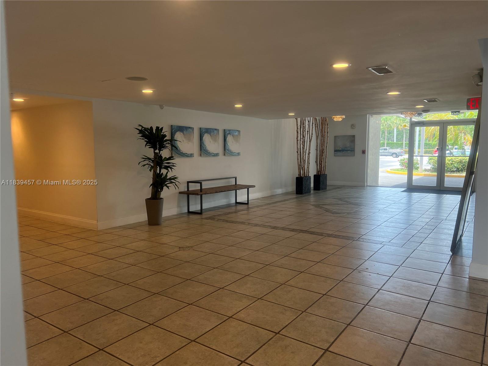 2821 N Miami Beach Blvd #2E, North Miami Beach, Florida image 4