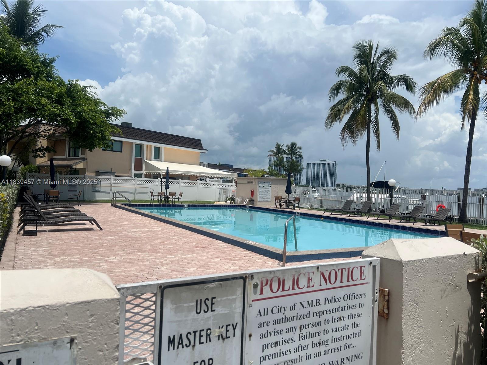 2821 N Miami Beach Blvd #2E, North Miami Beach, Florida image 6