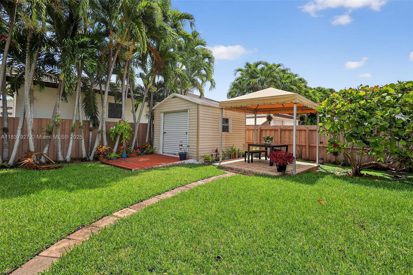 10202 SW 191st St, Cutler Bay, Florida image 28