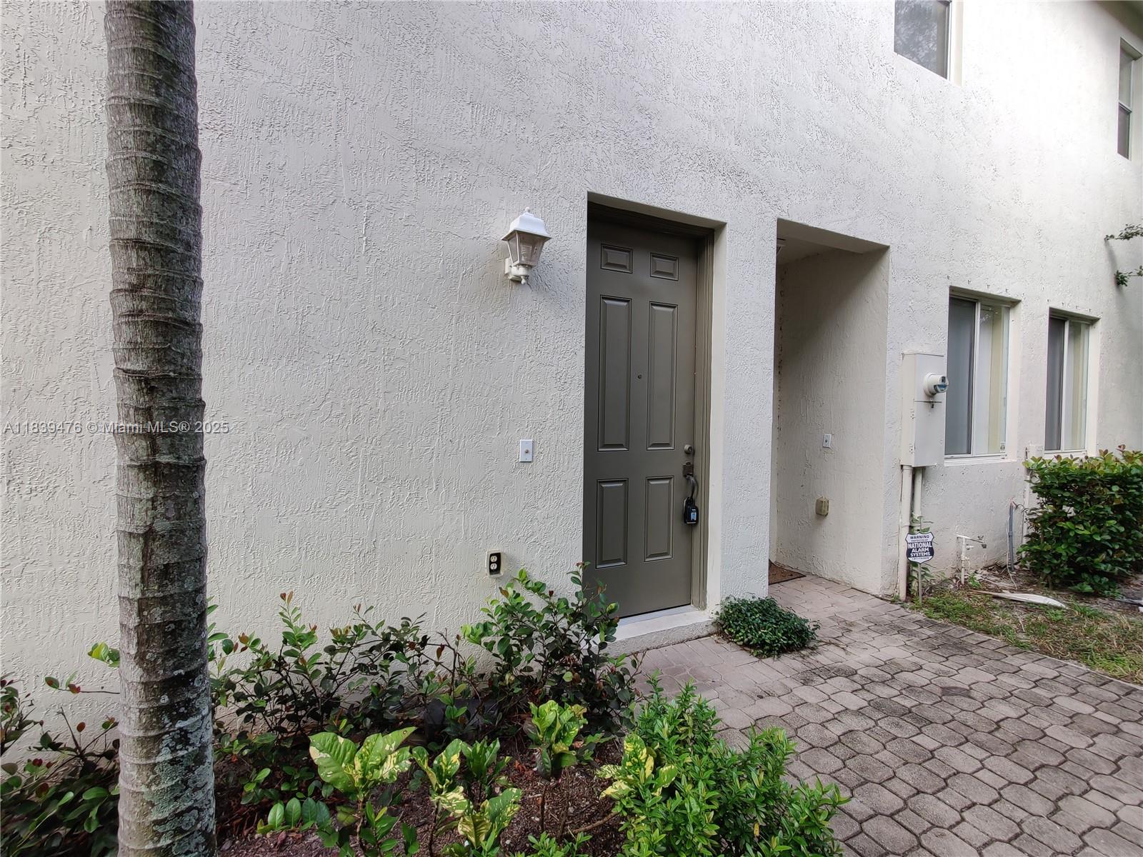 Property photo # 2