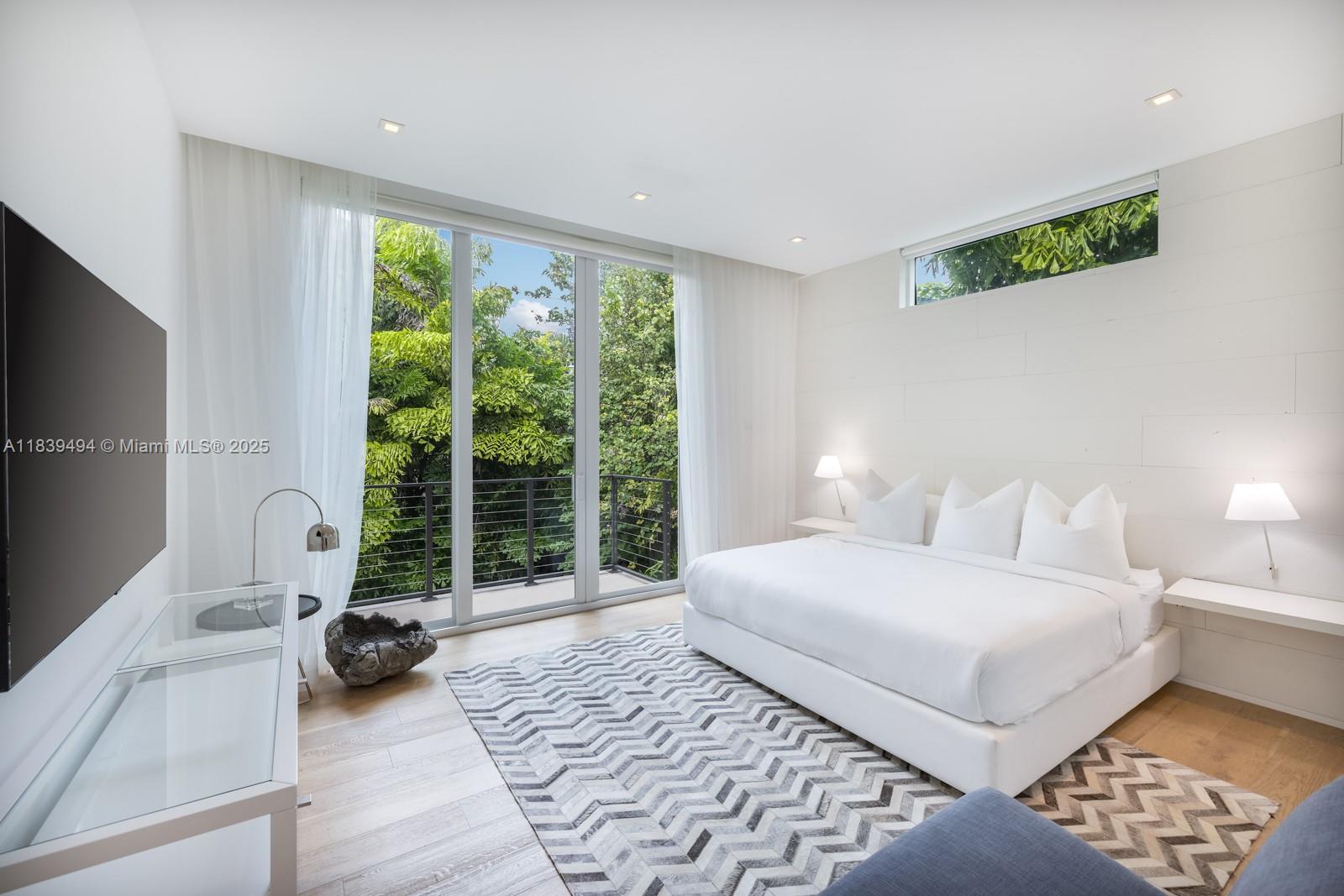 335 W 46th St, Miami Beach, Florida image 18