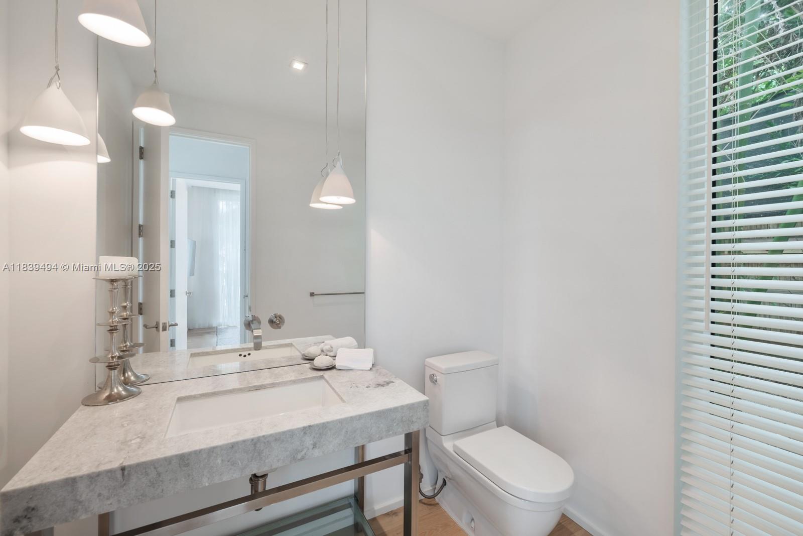 335 W 46th St, Miami Beach, Florida image 21