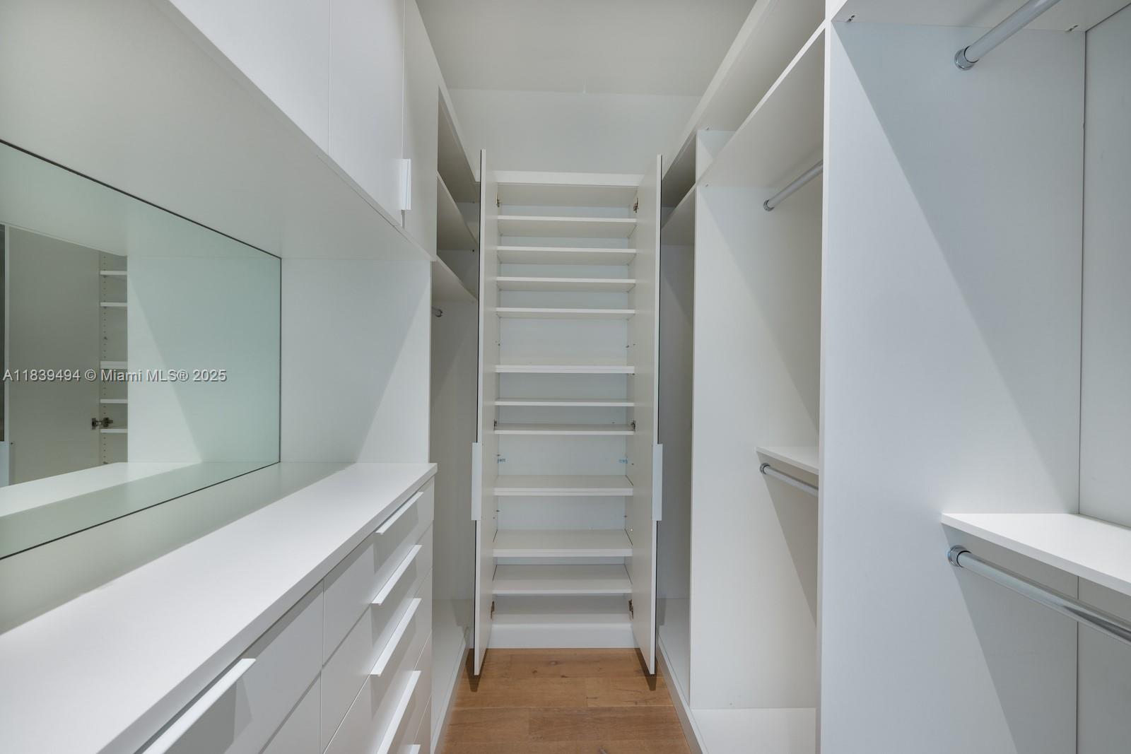 335 W 46th St, Miami Beach, Florida image 23