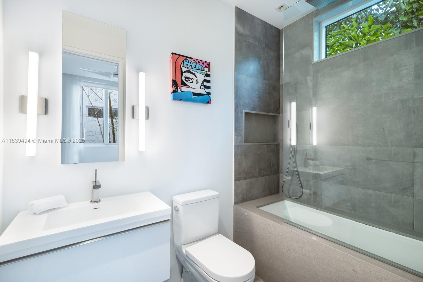 335 W 46th St, Miami Beach, Florida image 24