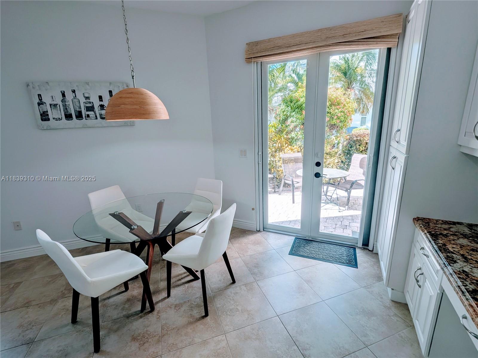 1900 Oceanwalk Ln #123, Lauderdale By The Sea, Florida image 9