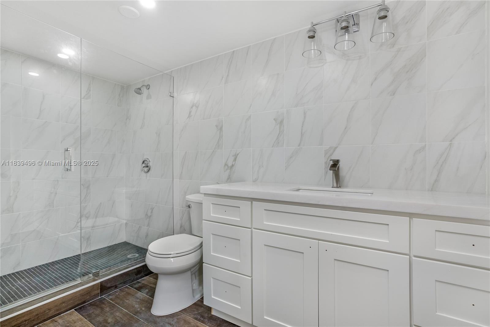 37 Majorca Ave #401, Coral Gables, Florida image 9