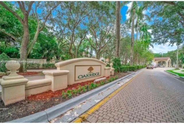4966 SW 33rd Ter, Hollywood, Florida image 2