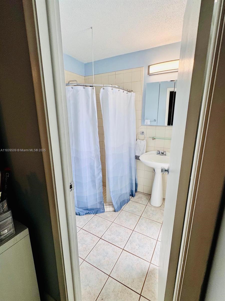 12350 NW 30th St, Sunrise, Florida image 34