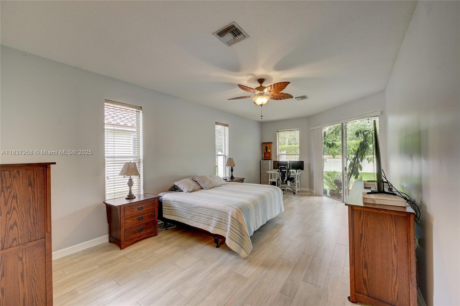 7062 Brunswick Cir, Boynton Beach, Florida image 22