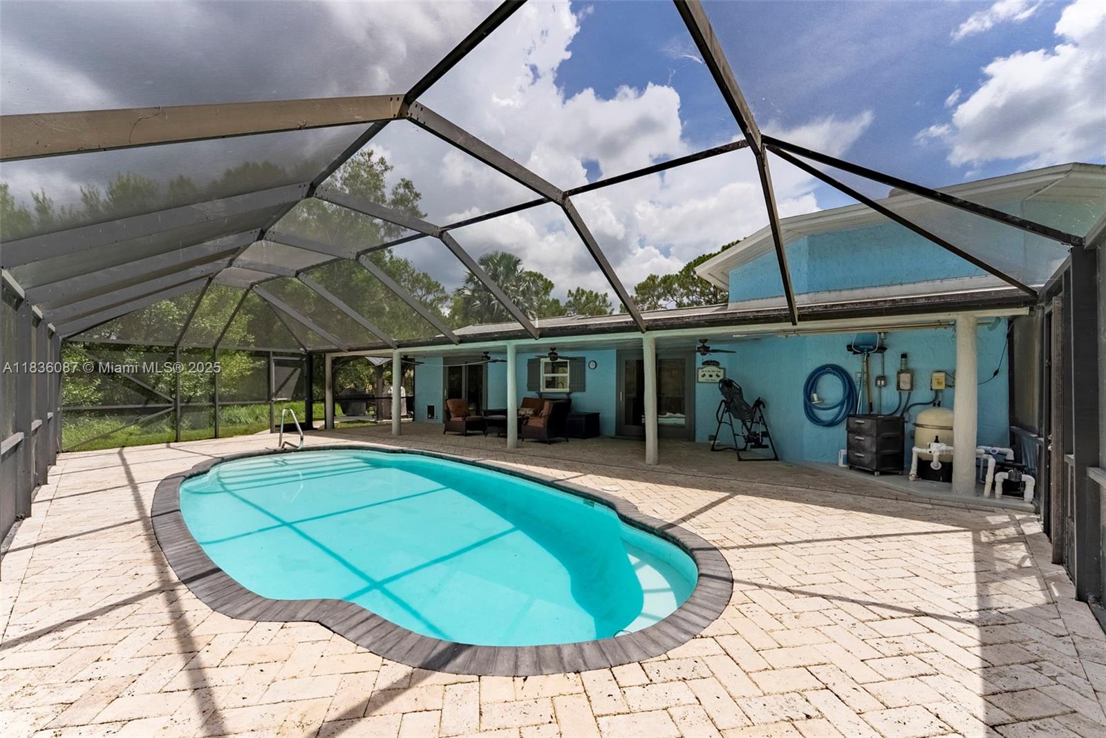 10709 N 159th Ct N, Jupiter, Florida image 31