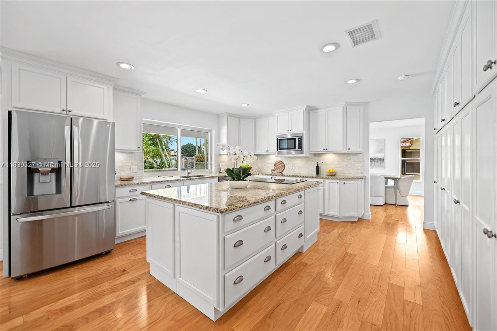 7545 Banyan Way, Tamarac, Florida image 21