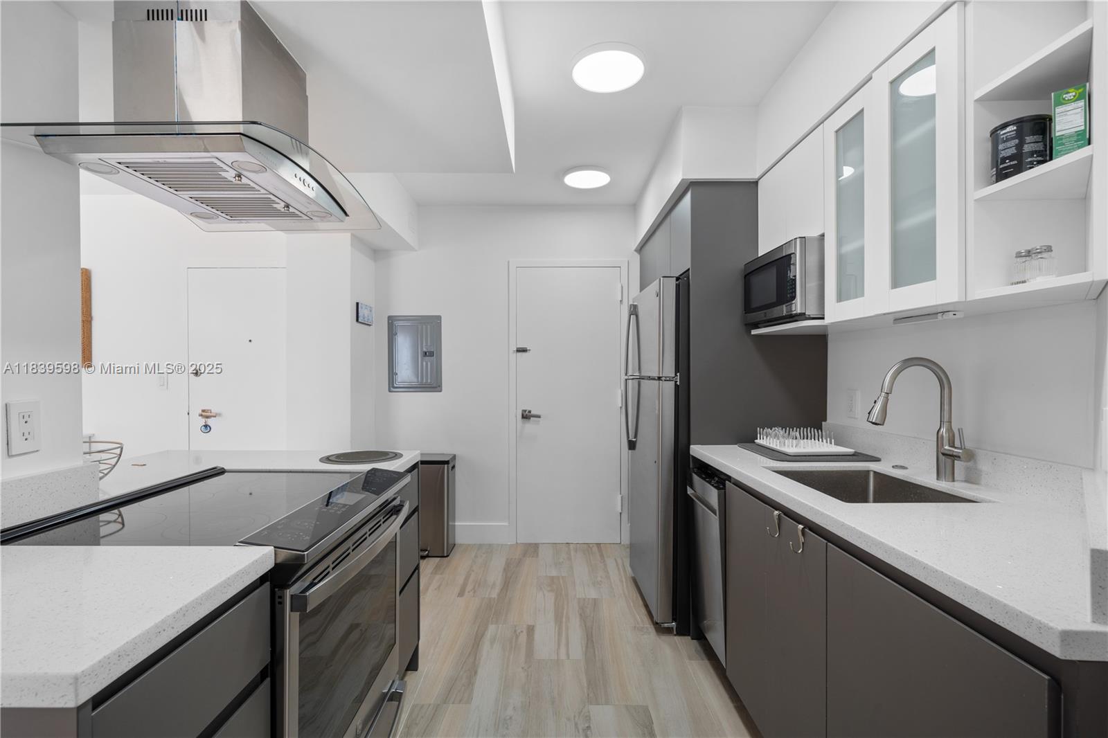 Property photo # 2
