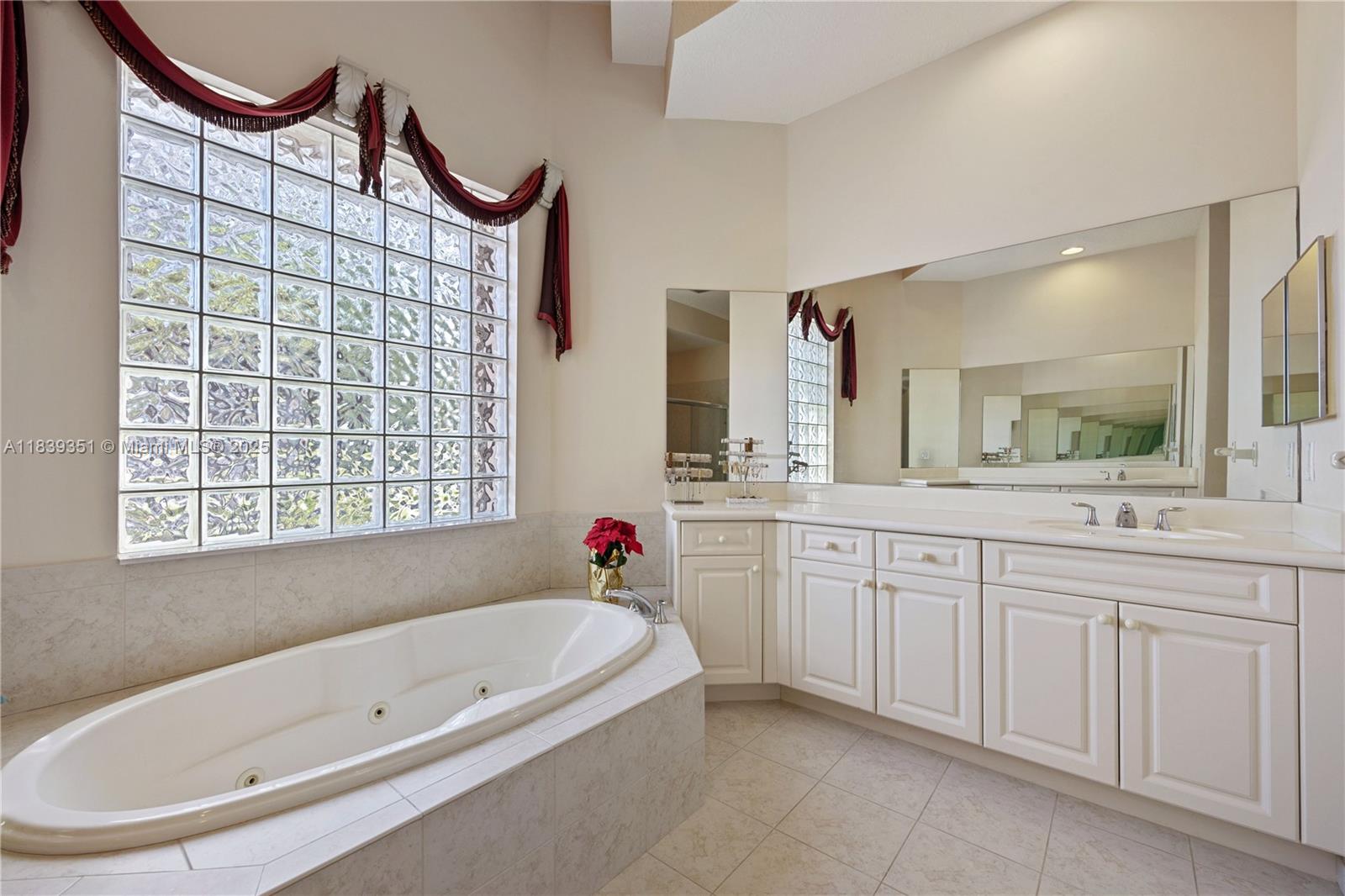 109 SW 128th Ave, Plantation, Florida image 4