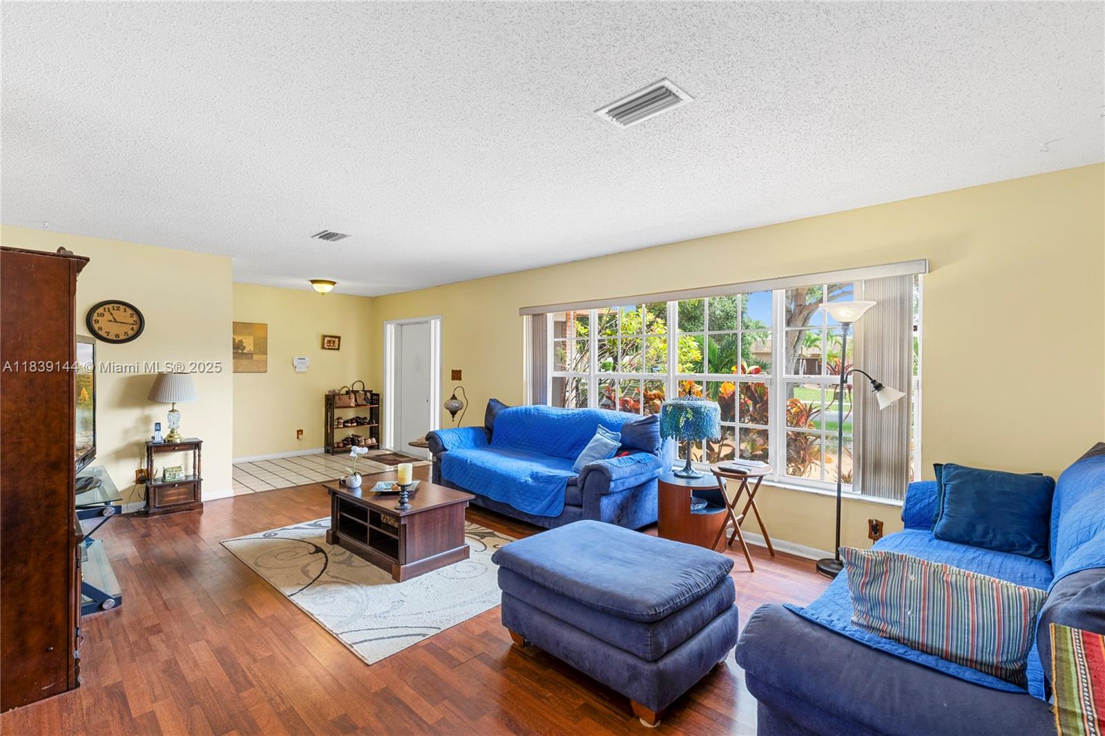 6520 SW 20th St, Plantation, Florida image 9