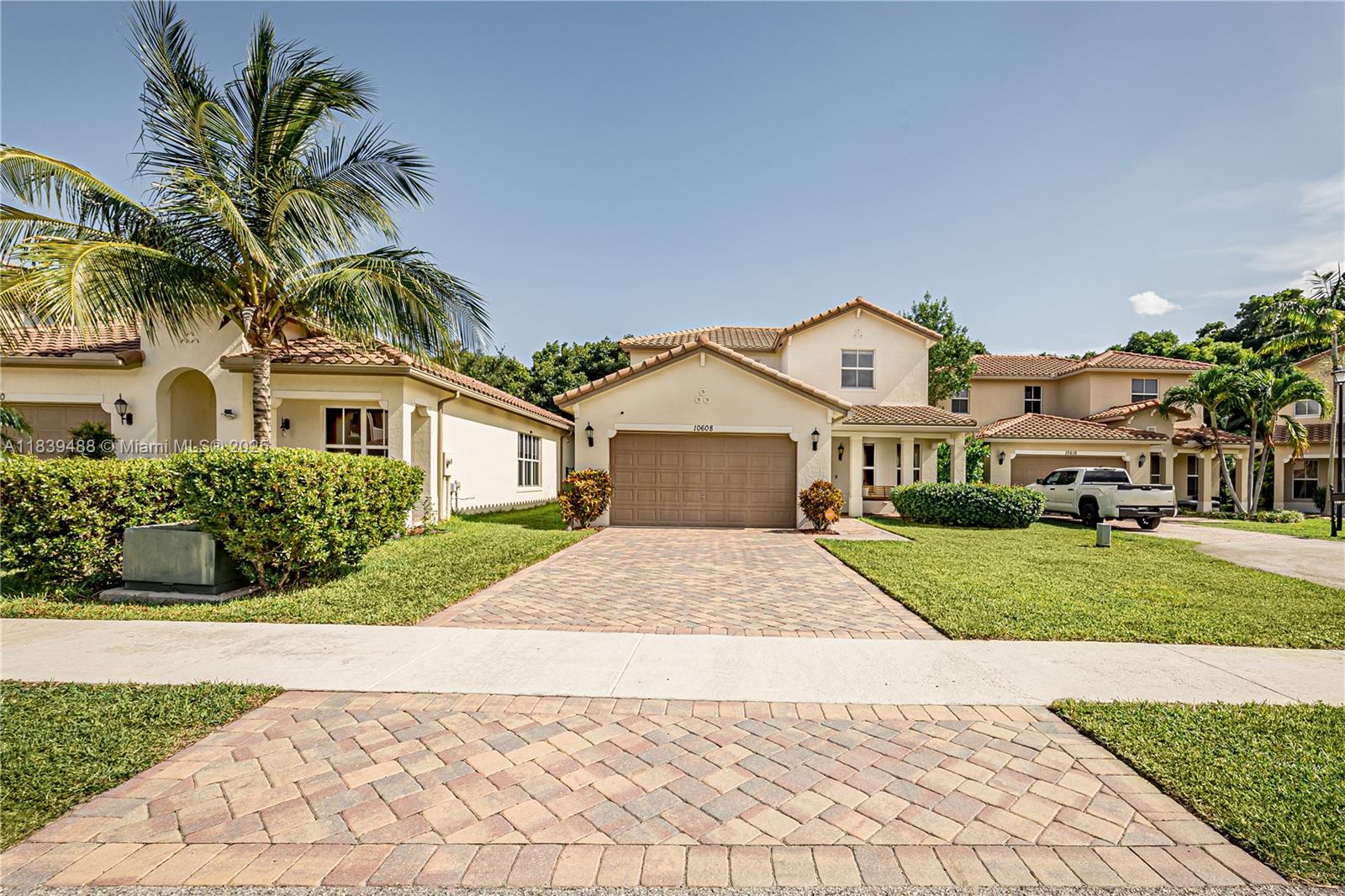 10608 NW 36th St, Coral Springs, Florida image 2