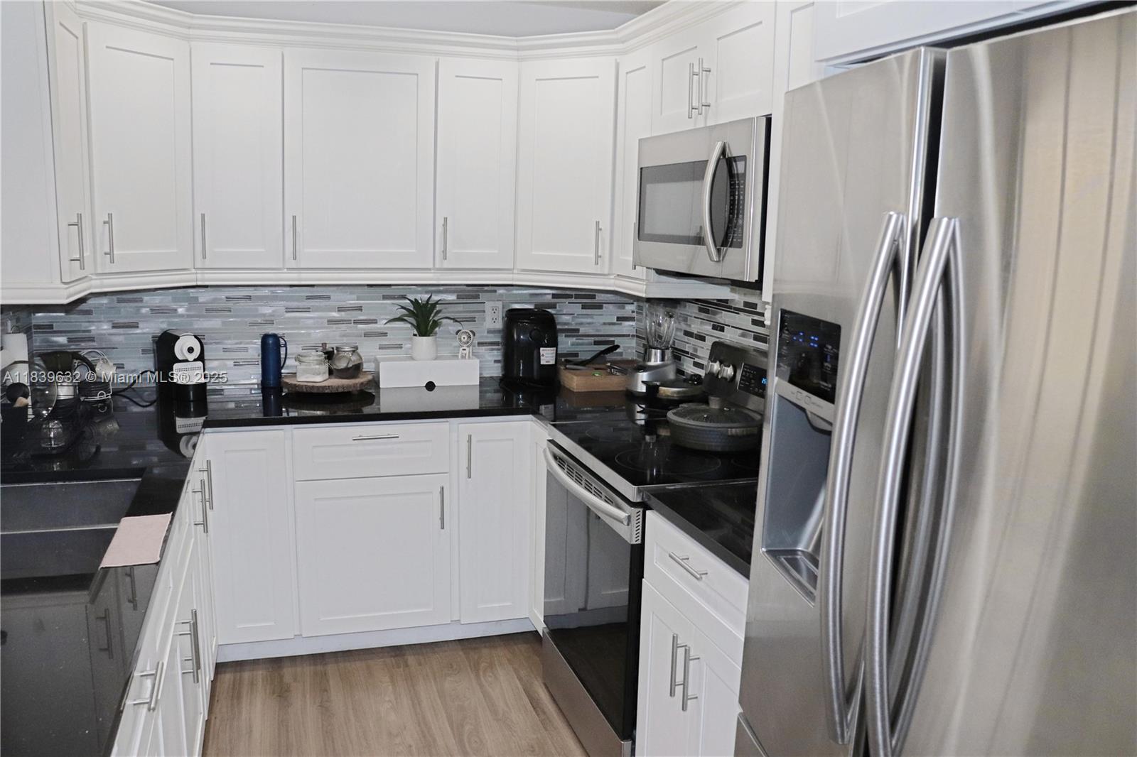 Property photo # 6