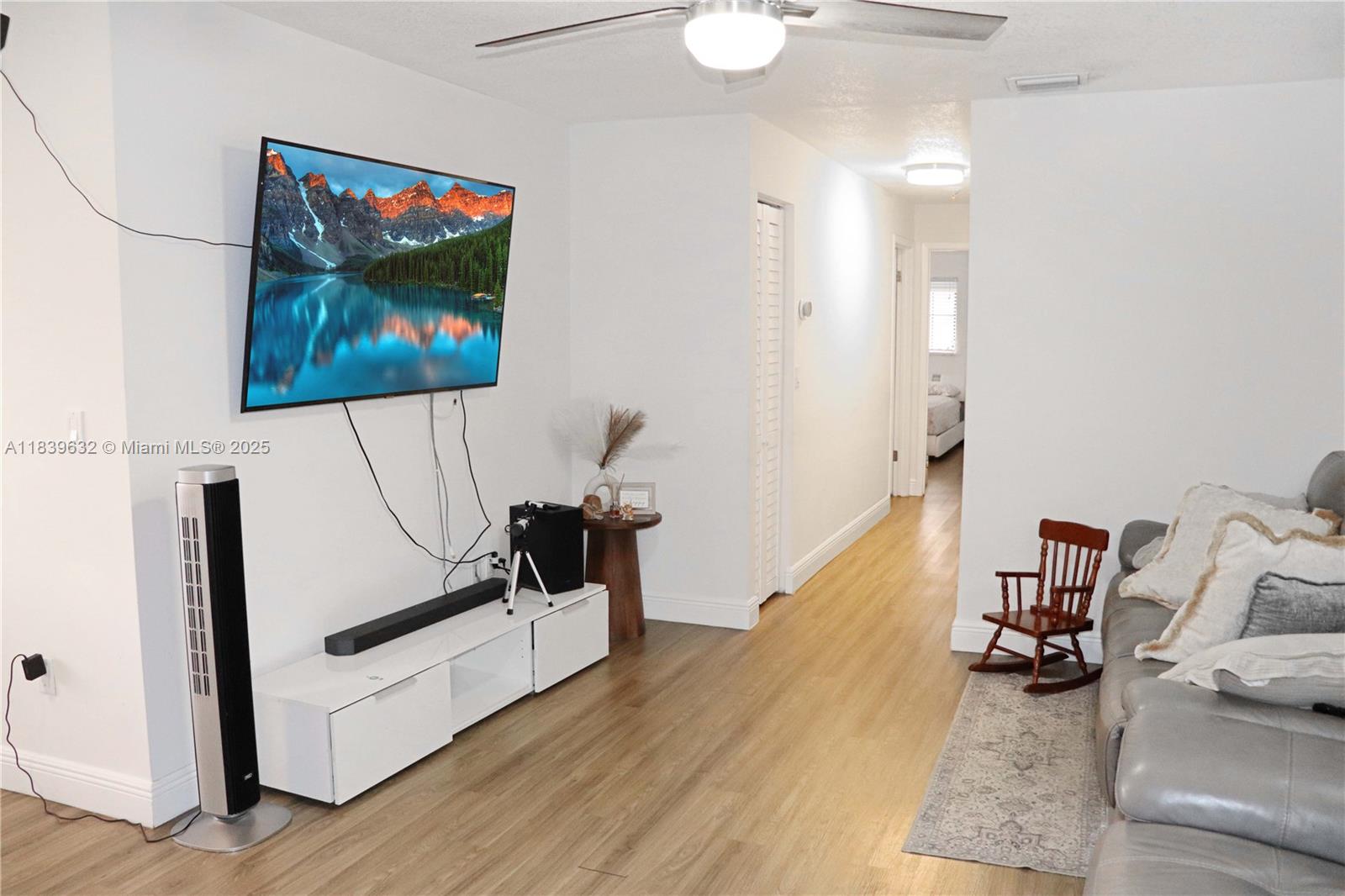 Property photo # 4