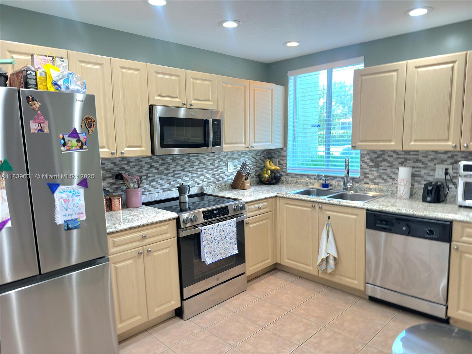 Property photo # 8