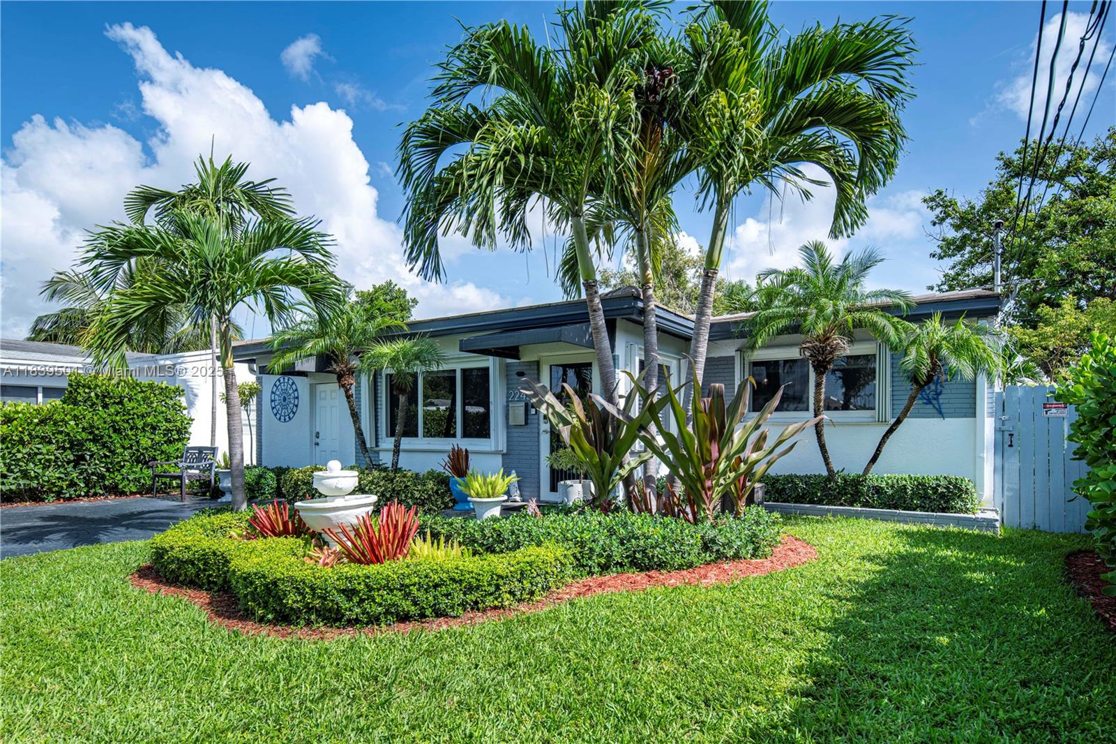 2245 Johnson St, Hollywood, Florida image 2