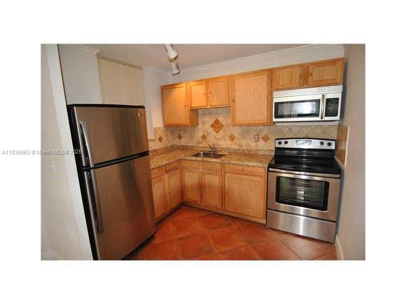 Property photo # 6