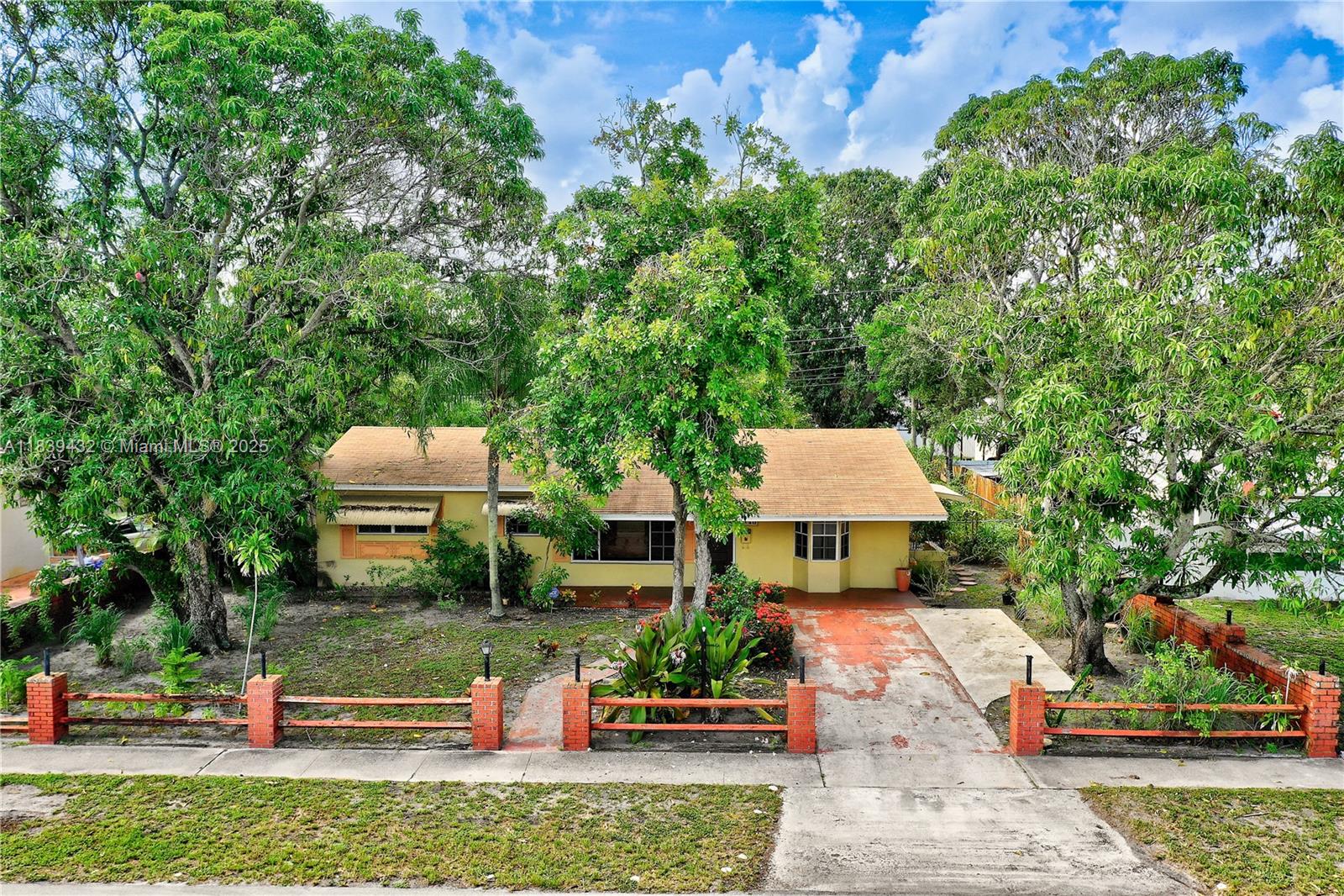 7140 Fillmore St, Hollywood, Florida image 47
