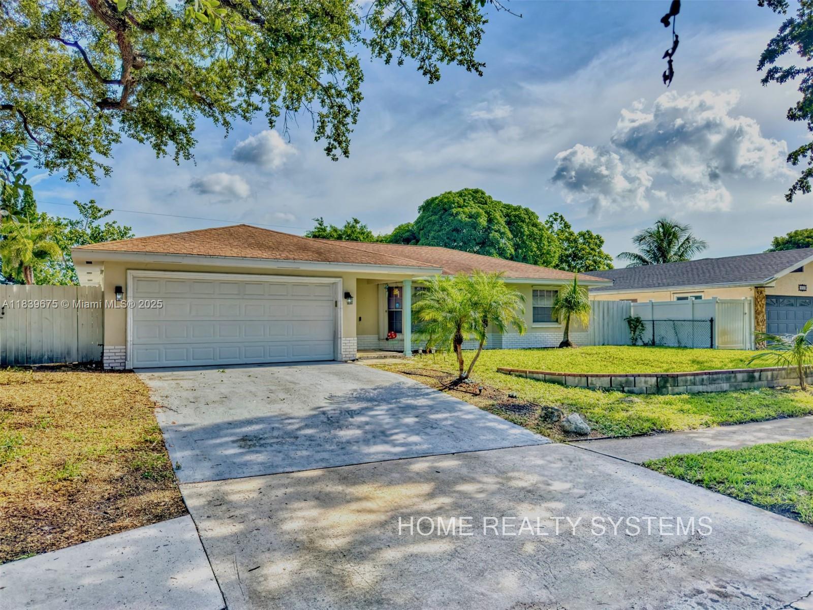 2359 Gabriel Ln, West Palm Beach, Florida image 3