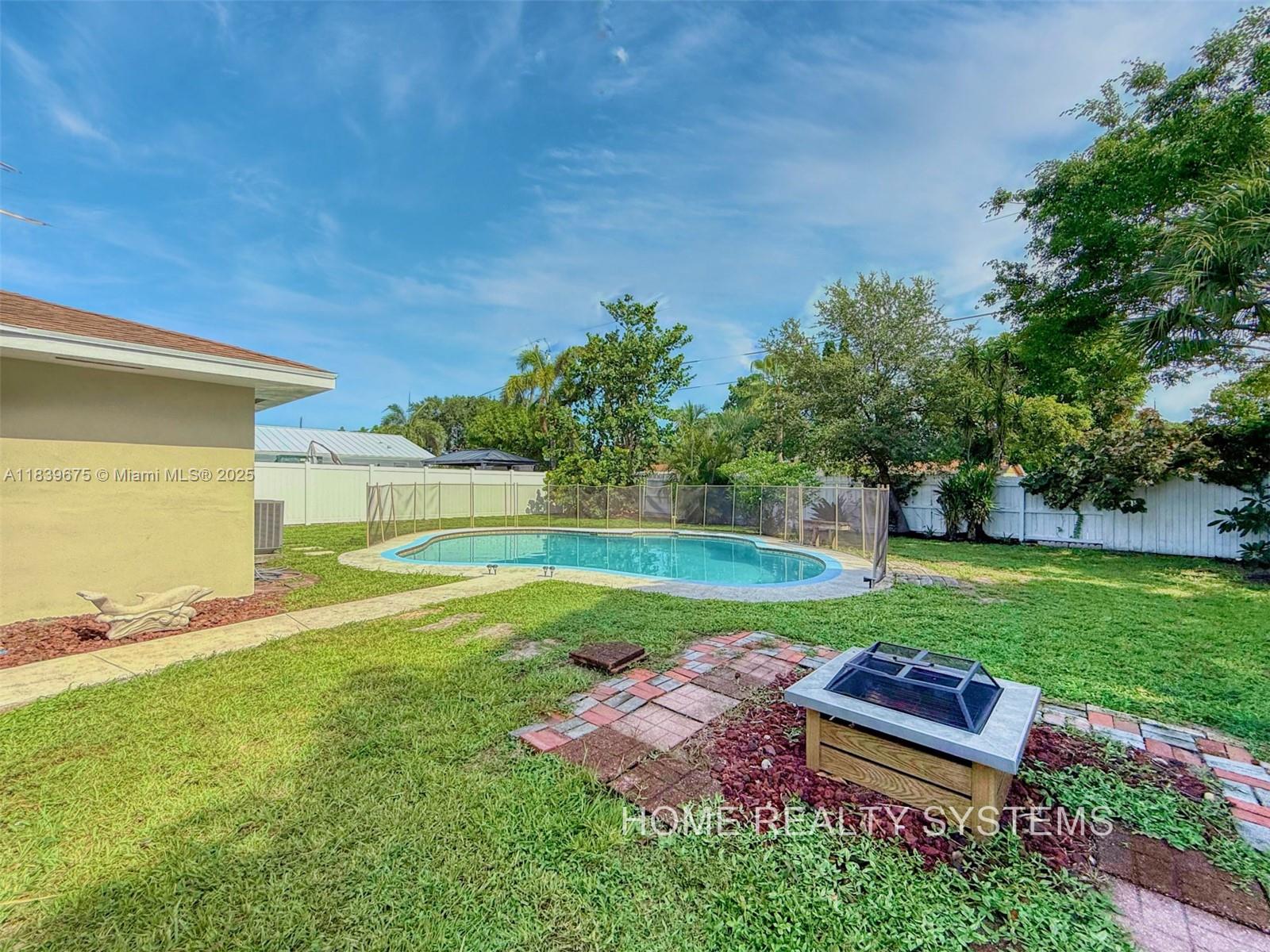2359 Gabriel Ln, West Palm Beach, Florida image 5