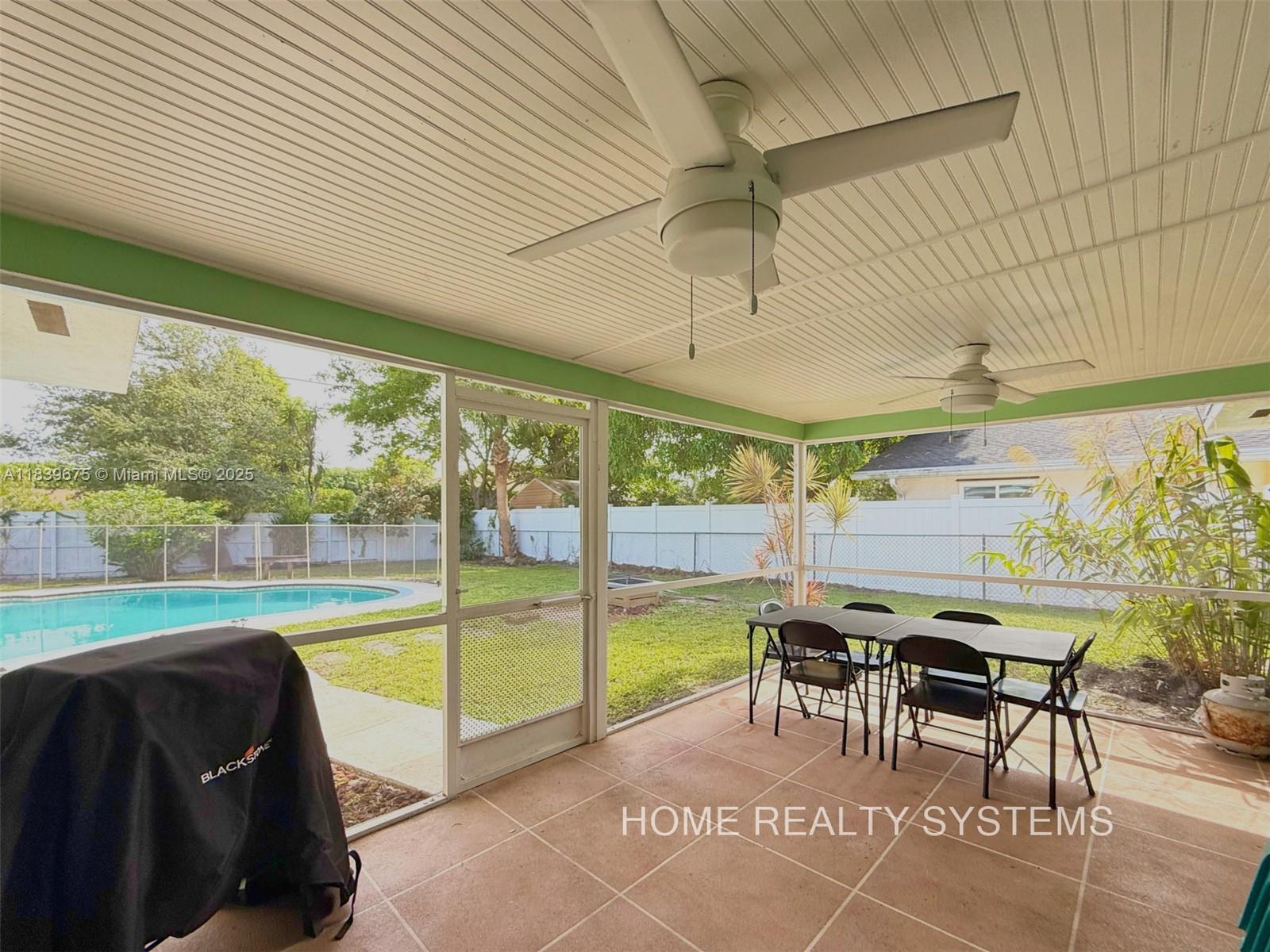 2359 Gabriel Ln, West Palm Beach, Florida image 8