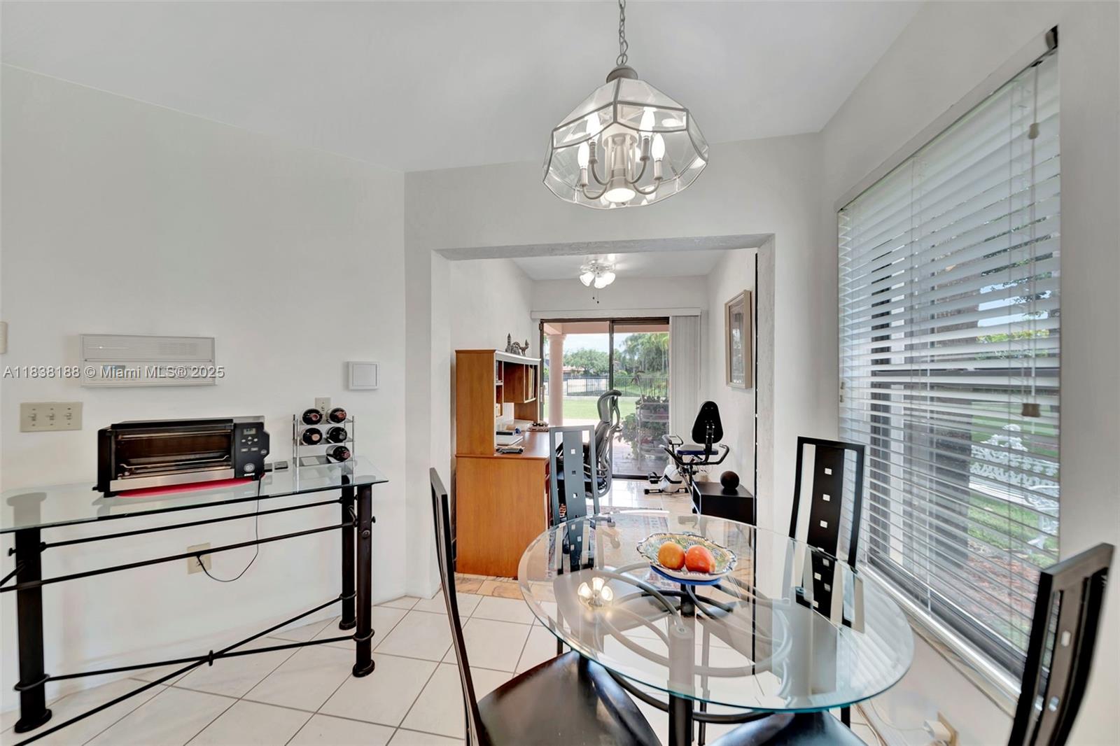 9341 NW 50th Doral Cir, Doral, Florida image 22