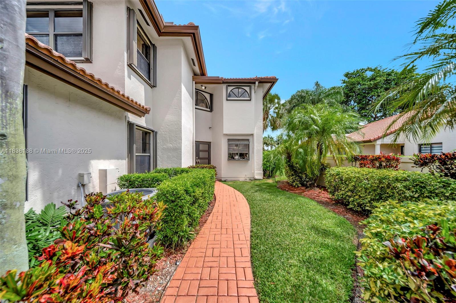 9341 NW 50th Doral Cir, Doral, Florida image 4