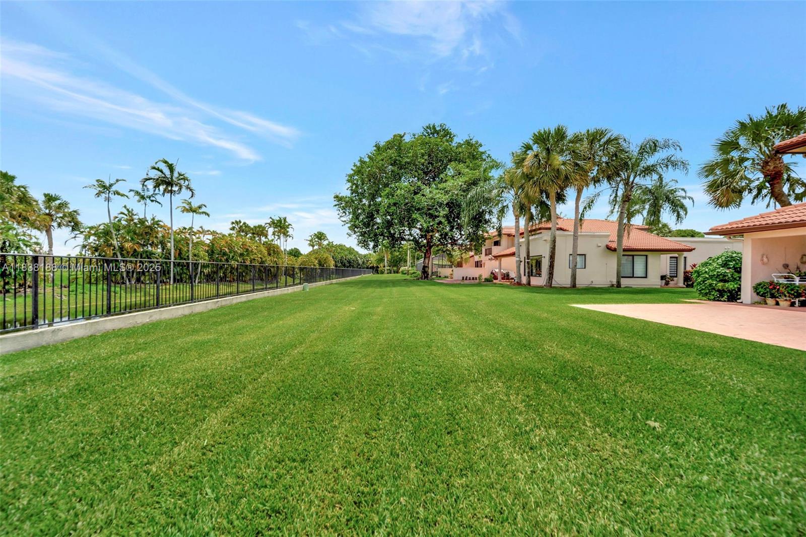 9341 NW 50th Doral Cir, Doral, Florida image 47