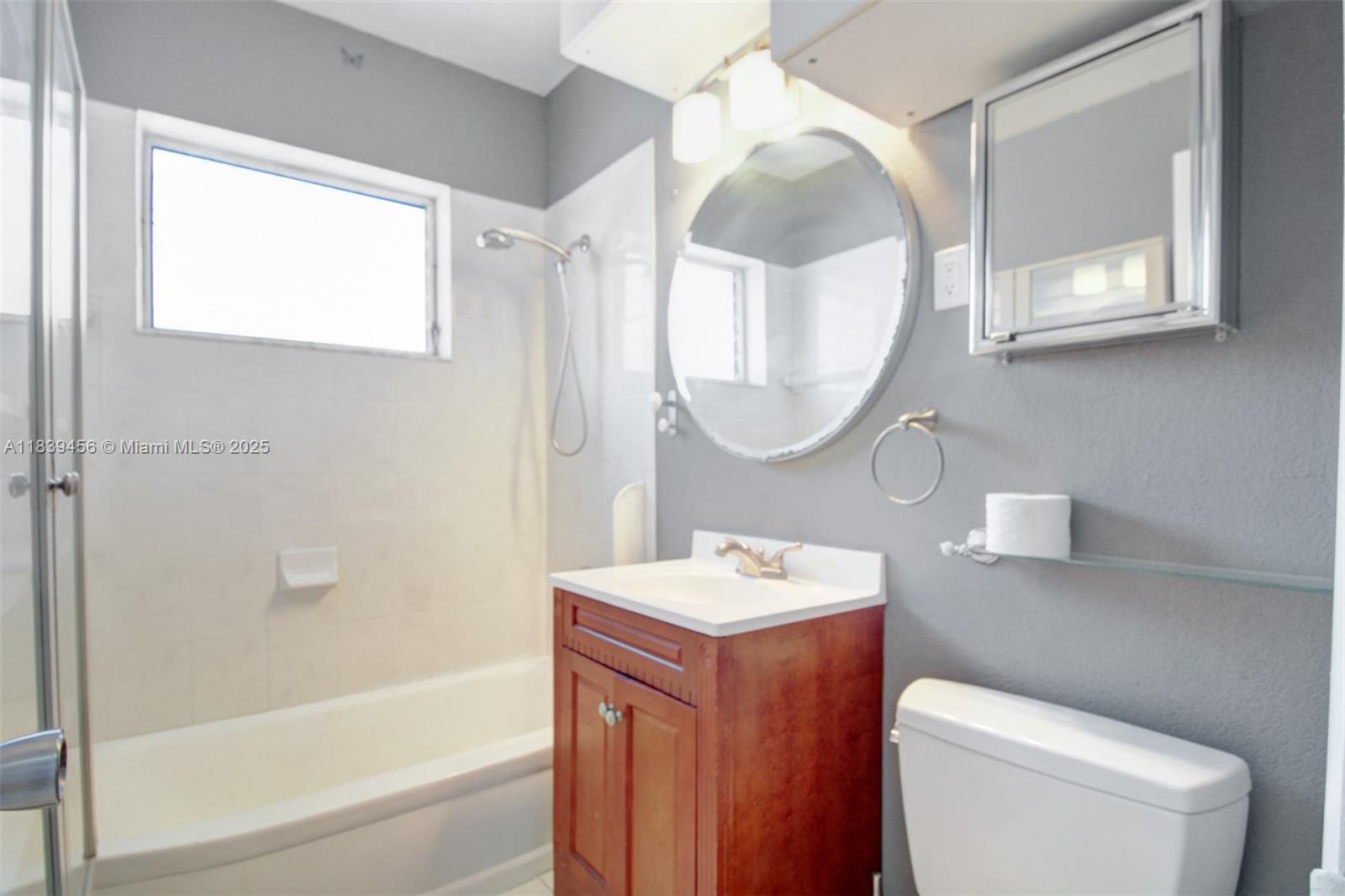 350 75th St #201, Miami Beach, Florida image 10