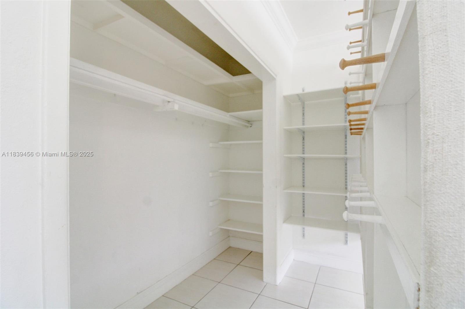 350 75th St #201, Miami Beach, Florida image 11