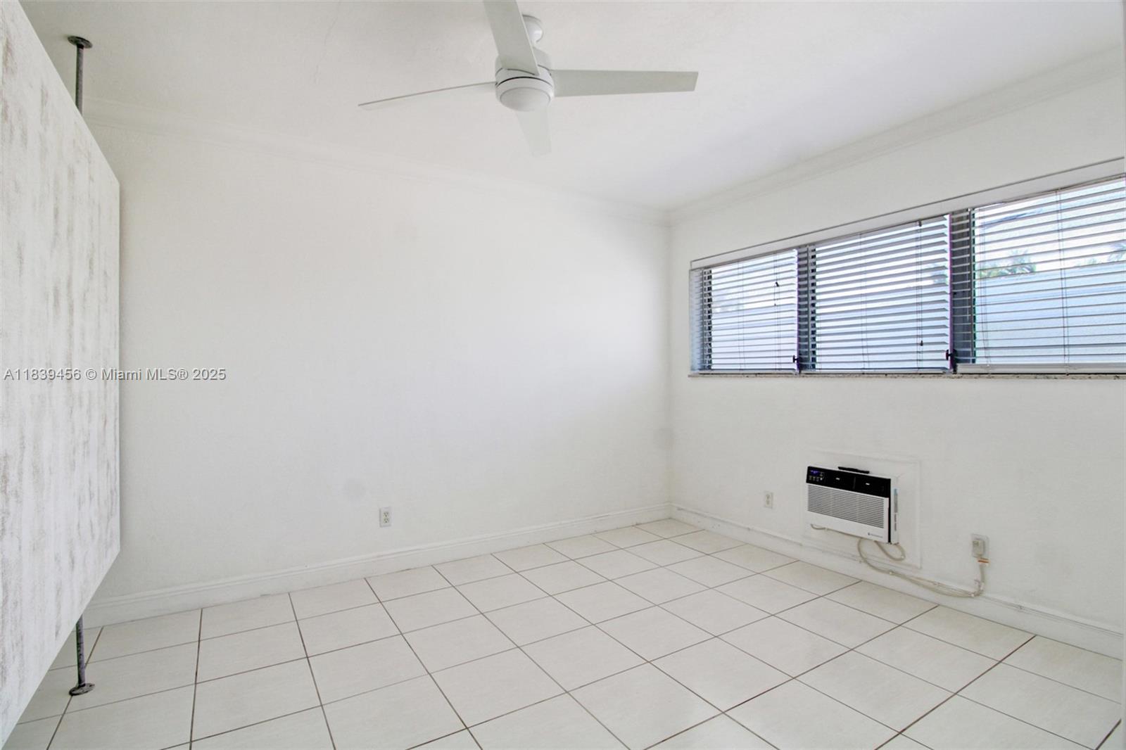 350 75th St #201, Miami Beach, Florida image 8